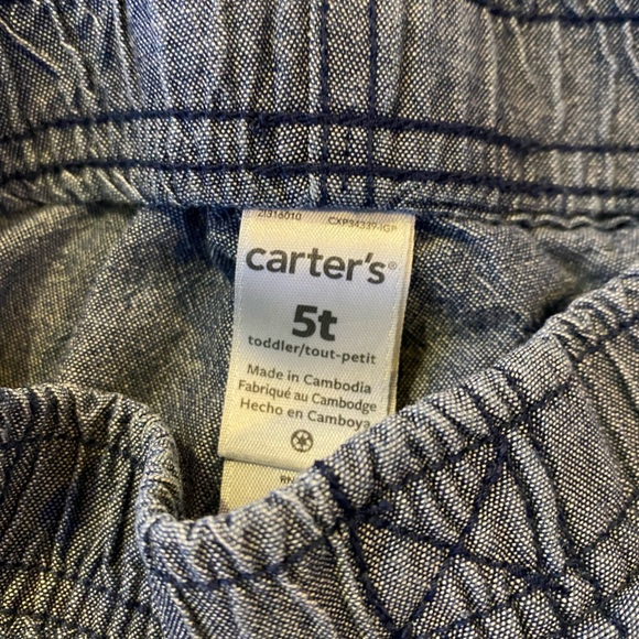 Set of 2, Carters, boys shorts, size 5T - Picture 4 of 4